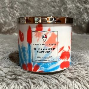 Bath and Body Works Blue Raspberry Snow Cone Candle